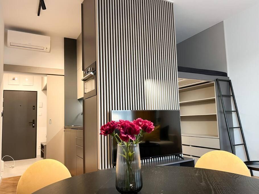Central Getaway Studio براتسيلافا المظهر الخارجي الصورة
